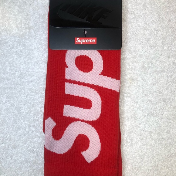 ⚠️SOLD⚠️ Supreme Nike Lightweight Crew Socks Size 10-11.5 - Picture 3 of 3